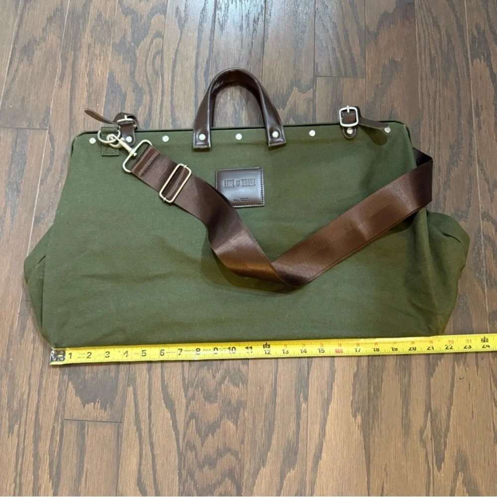 Men’s Line of Trade Weekender Duffel with Brown Leather Trim